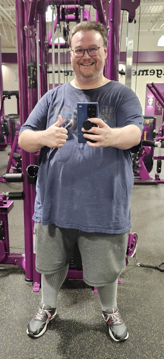 February 1st vs. Septmber 9th
Today, I accomplished a big goal. I completed a 5k on the treadmill in under an hour. I still can't believe I was able to pull this off as a 450-pound man. I will be working on my next goal soon.