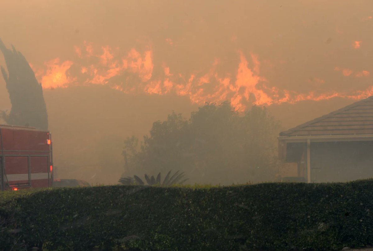 Running Springs fire update evacuations Massive Line Fire Forces Evacuations in San Bernardino