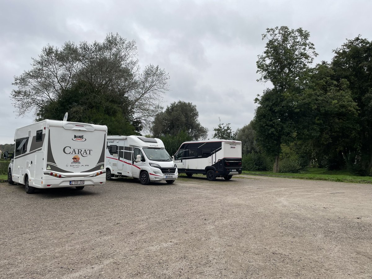 ts_thesTig's tweet photo. Day 74. Northwest 45km to Watten on River Aa, which has been canalised. The weather is really acclimatising me for my forthcoming return to UK. 🇫🇷☔️🍷
#vanlife #motorhomelife #watten #nord https://t.co/nflZxzqp46