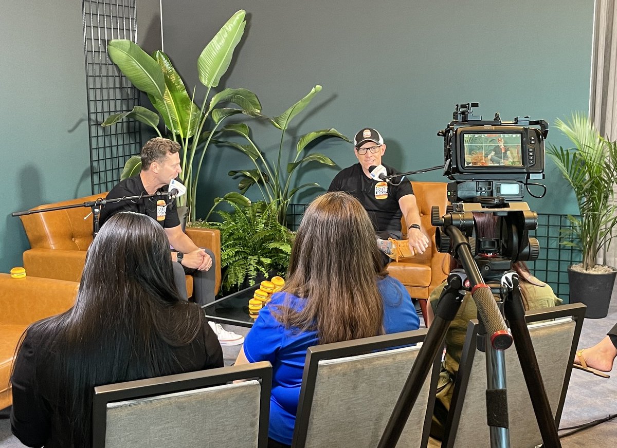 LegalTalkNet's tweet image. And we&apos;re LIVE! 🔴

If you&apos;re unable to join in person, subscribe here so you can watch the replay: youtube.com/@LHLM/videos

#Filevine #LEXSummit2024