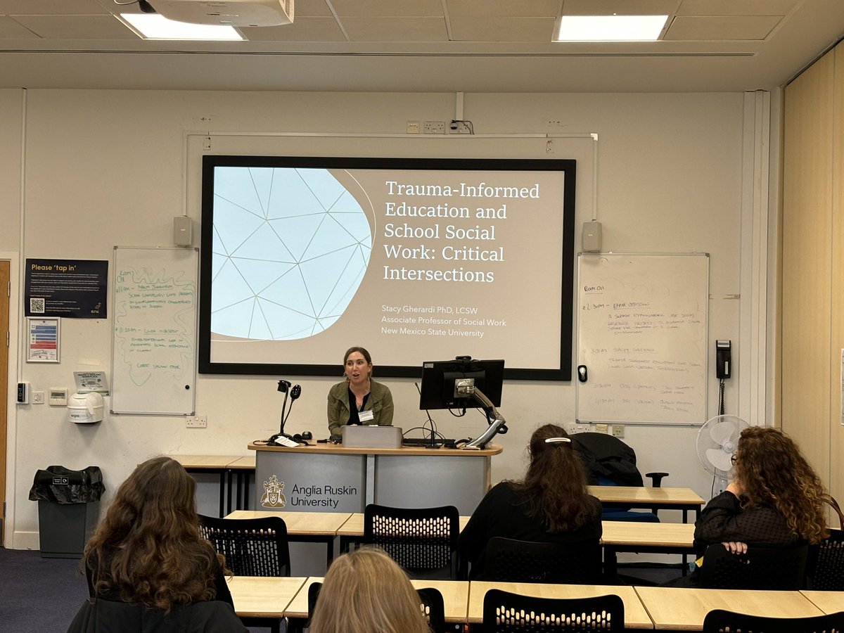 Now for trauma informed school social work from New Mexico university’s Stacey Gheradi #ARUSWISInternationalconference