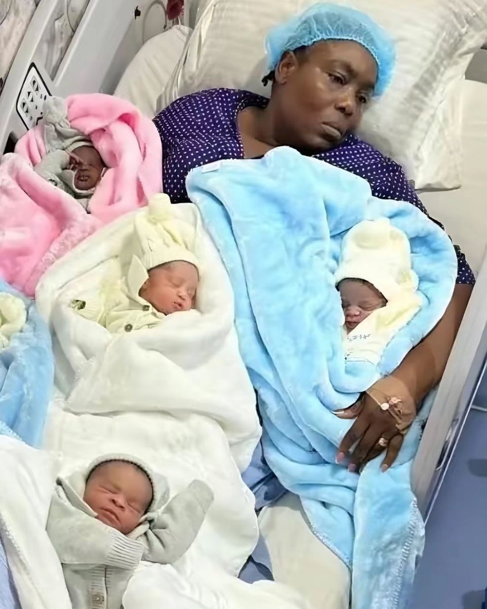 DOBEST84's tweet image. Nigerian woman gives birth to sextuplets after 26 years of having just one child