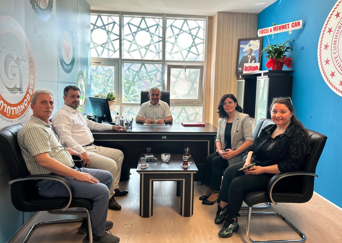 İlçe Nüfus Müdürü Ramis Yılmaz, İlçe Sağlık Müdürü Dr Hakan Kursal, İlçe Sosyal Hizmetler Müdürü Sezen Nejla Mutlu GÜVENDİ' nin nazik ziyaretlerinden dolayı teşekkür ederim.
instagram.com/p/C_svPM-R71oJ…