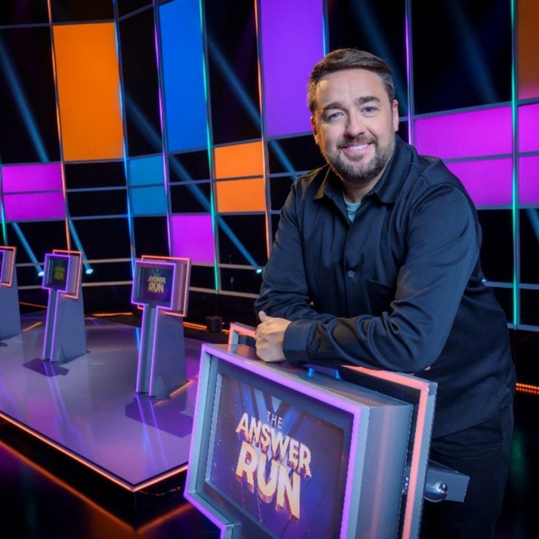 SupportHospital's tweet image. Watch 'The Answer Run' on BBC One today, a fun quiz show hosted by the comedian @JasonManford. Our wonderful fundraisers, Rosie &amp;amp; Matt McGorry, will be on the show, competing to raise funds for our charity. Tune in to see how much they manage to win! 
#theanswerrun 
#BBCStudios