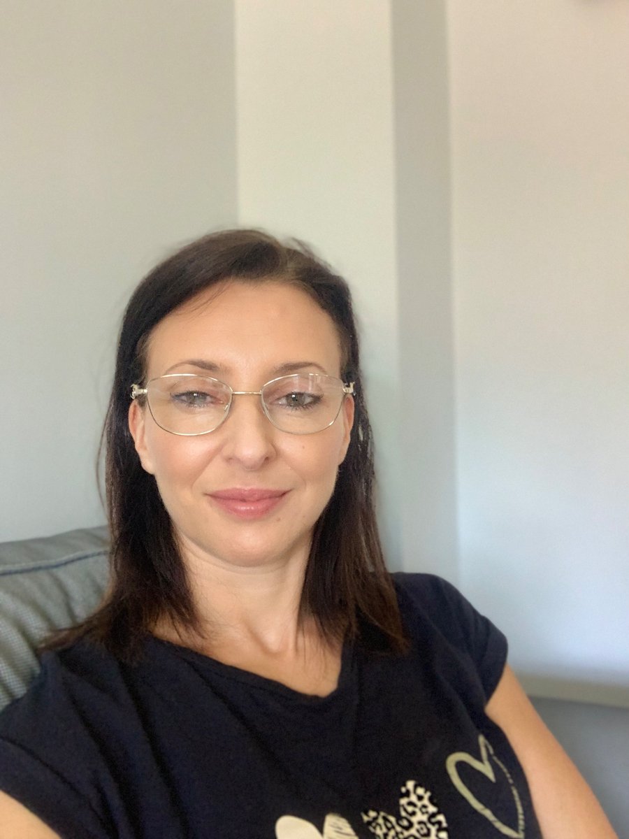 AndrejevicSenja's tweet image. Every writer needs a decent pair of glasses! I broke my old ones, but now I have a new pair there’s no more excuse for procrastination 😉 #getwriting