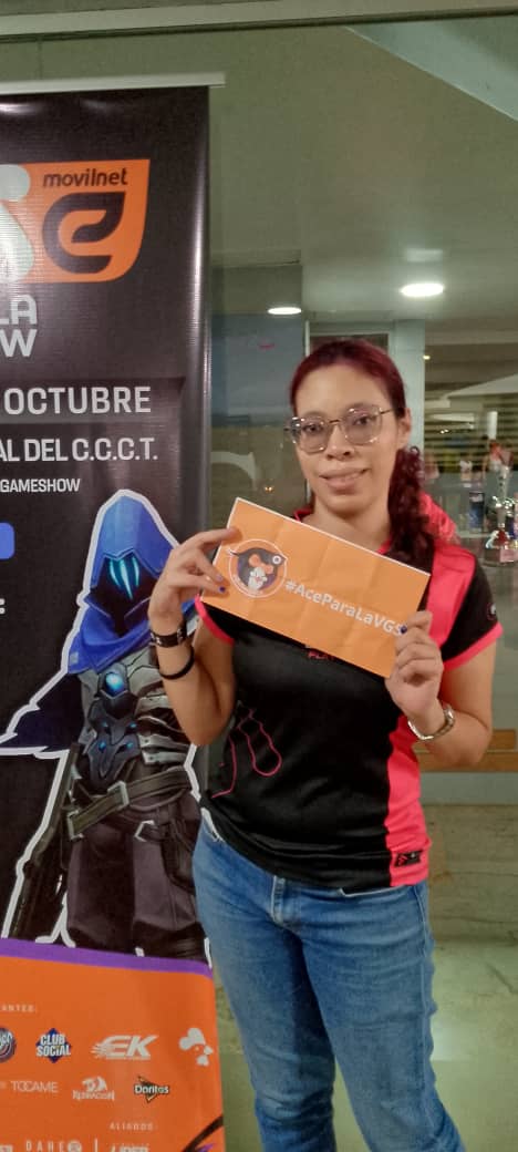 ¿Un cartelito salvaje de #AceParaLaVGS estuvo en el último Road to VGS? 

Si, lo estuvo y anduvo rondando por allí 😳 Desde Cosplayers, hasta Casters como <a href="/BlayJezu/">ZNBU BlayJezu 🦔🇻🇪</a> y <a href="/Virgipotter/">Virgipotter #Caster</a> 

Cuenta la leyenda que el cartel estuvo en manos de Edymar ¿Será cierto?

<a href="/LGAplay/">LGAPlay - Esports Venezuela 🇻🇪</a> <a href="/VeGameShow/">Venezuela Game Show</a>