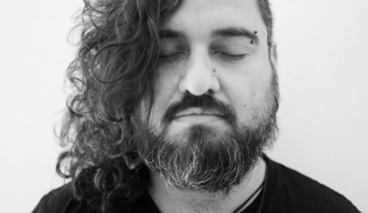 ProfesorJonk's tweet photo. "Lo mñas difícil de ser escritor es dentenerse a tiempo".
Willy Mckey.
Escritores/poetas a recuperar.
#Efemeride #WillyMckey #poesia #literatura https://t.co/Yd0ZYsmnfm