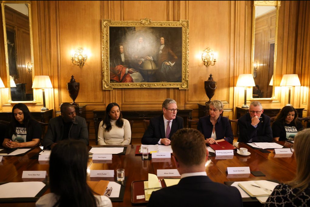 Today, on behalf of <a href="/YouthEndowFund/">Youth Endowment Fund</a> I joined a roundtable with bereaved parents, PM, Home Secretary, Lord Chancellor, Idris Elba and others to underscore the governments commitment to halving knife crime. Much to do but genuinely encouraging to see the seriousness from PM down.