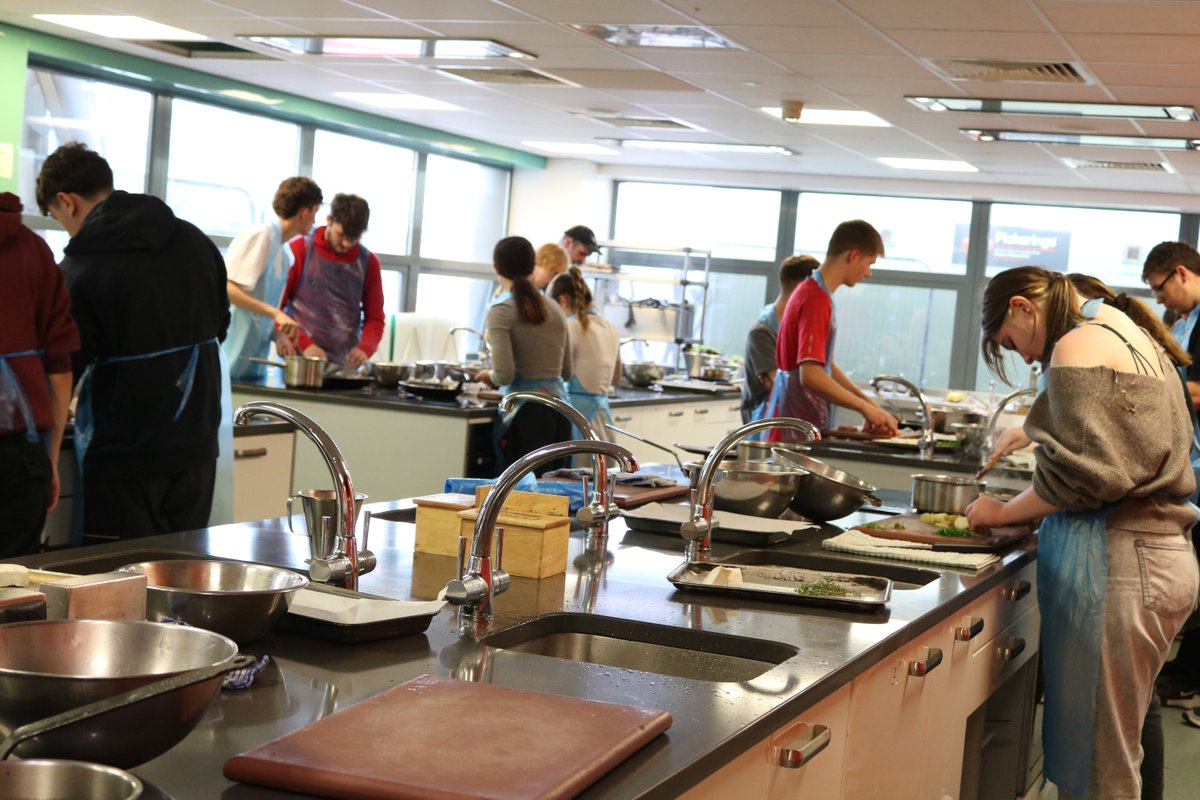 Exeter College Apprenticeships tweet media