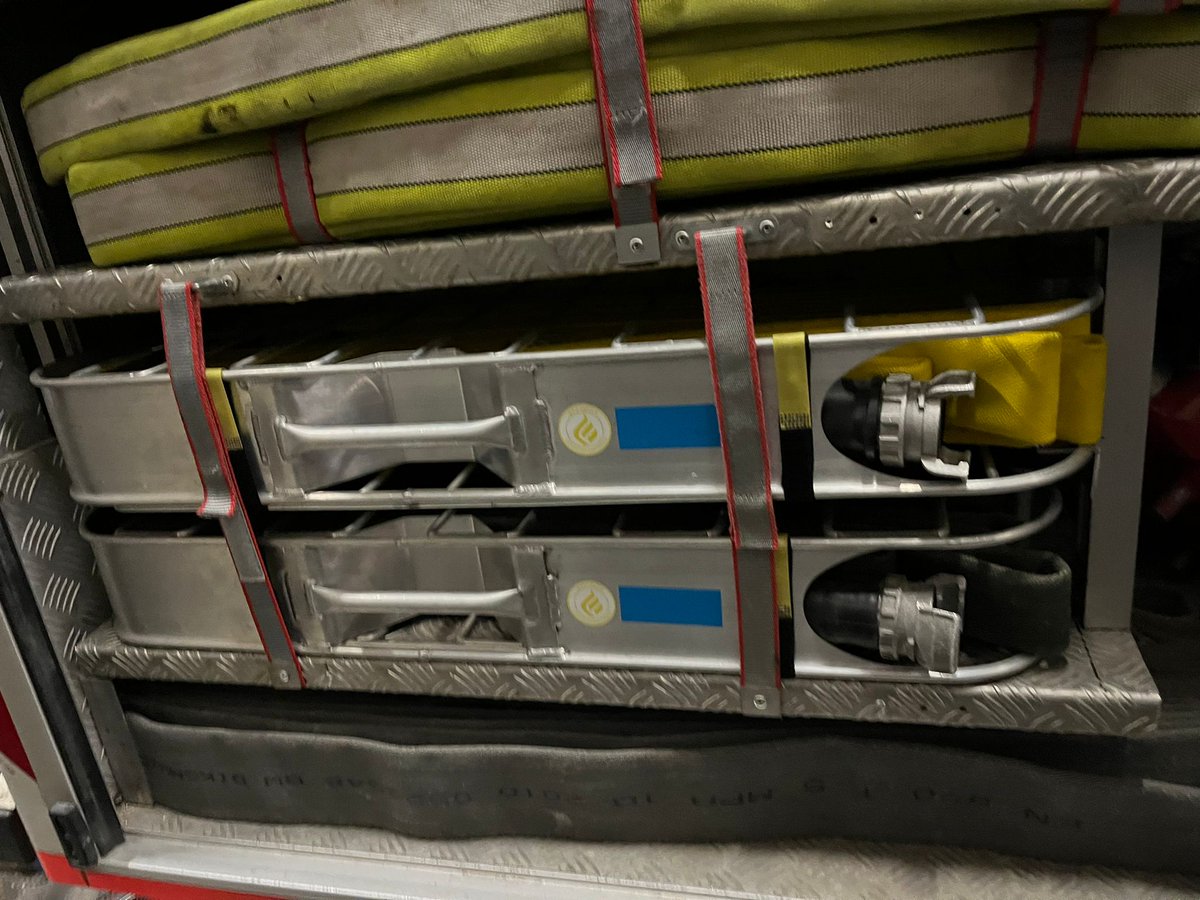 JBW_Ieper's tweet photo. 🚒 Nieuwe updates over onze autopomp! Markeringsdag, nieuwe plank, opbergruimte en opgeblonken materiaal. We zijn goed op weg! 👏

👉 Lees de volledige update hier: https://t.co/YFnp24qsar

#JeugdbrandweerIeper #Autopomp #Alpha436 https://t.co/AO8A4aLNHj