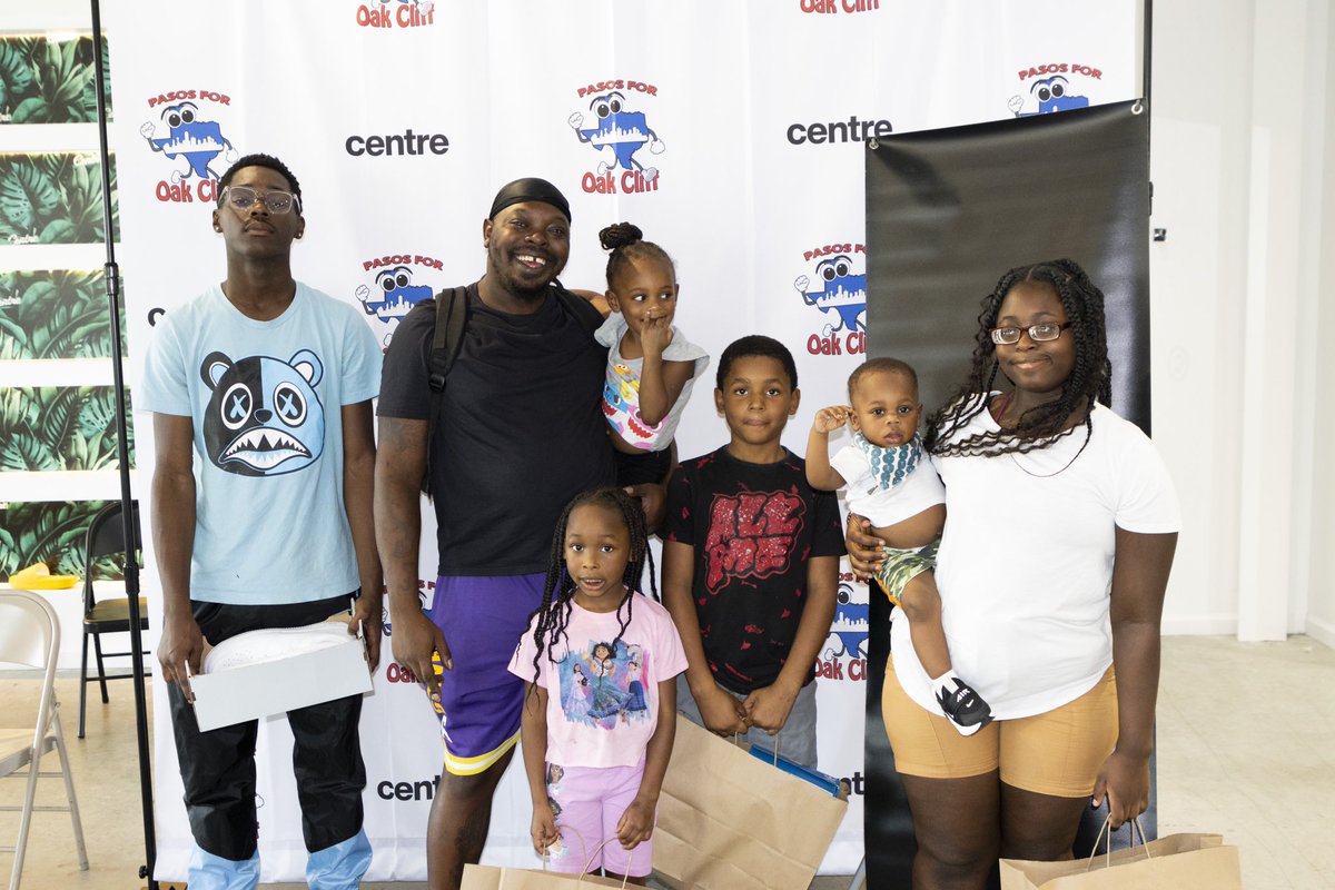 Pasos for Oak Cliff tweet media