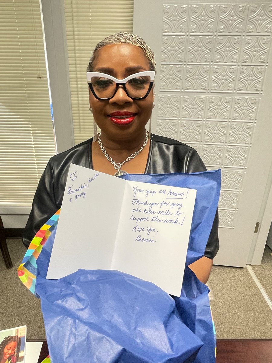 Such a sweet and thoughtful gesture!  Thank you Mrs. Bernice Pirtle! You made our Monday even better!