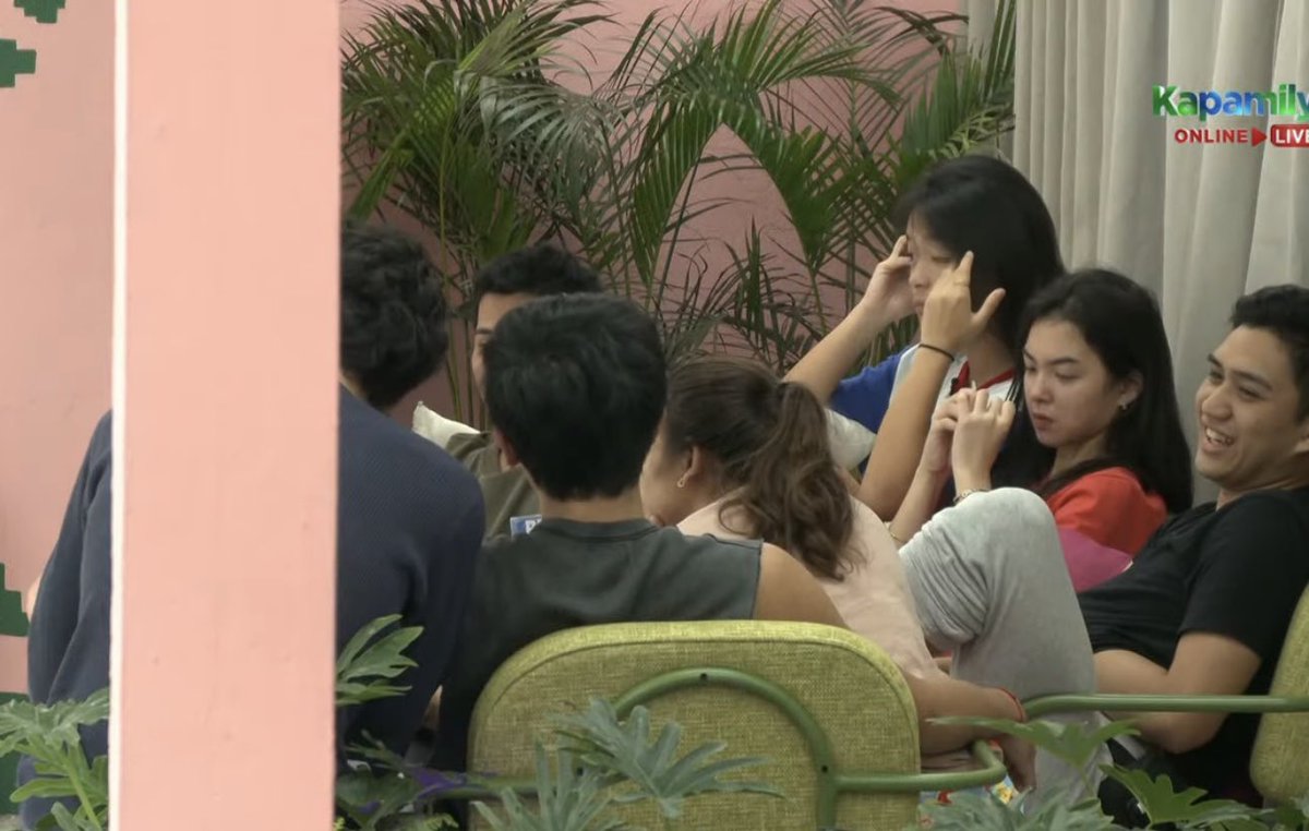ughmsugar_'s tweet photo. Timbog sa Primetime

MISSING JARLETTE https://t.co/UxroWbzPCI