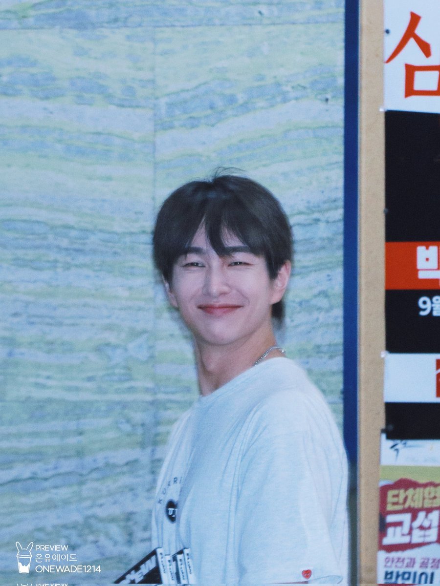 memo_onew's tweet photo. ☺️ https://t.co/93TvGtohwA