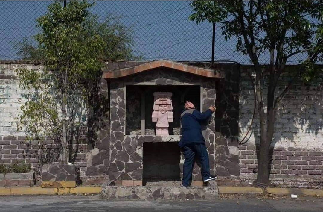 Mexican Myths and Folklore. tweet media