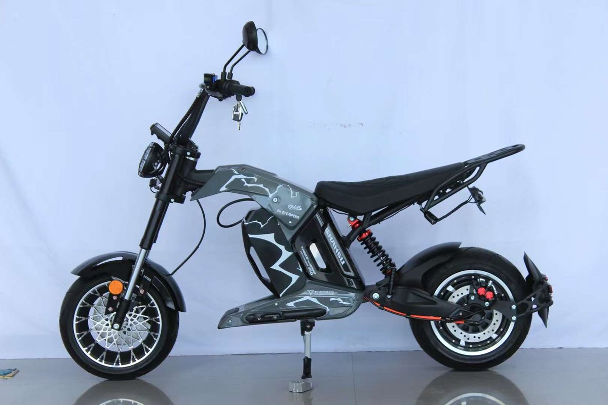 LinksEride_Tech's tweet photo. model HM-8 electric motorcycle scooter electric chopper scooter 2000w-4000w motor power available. https://t.co/yMXopFXWLN

max speed 70-75km/h

#harleydavidsonmotorcycles #motorcycles #motorcycle #scootering #scooter #citycoco #scooterspeaker https://t.co/VcyzWQcJoP