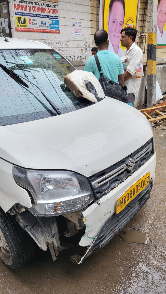 Rajkumar_JNU_'s tweet image. A policy that offers no real support. @Uber_India, this is unacceptable. #UberSafety #NeedRealHelp"