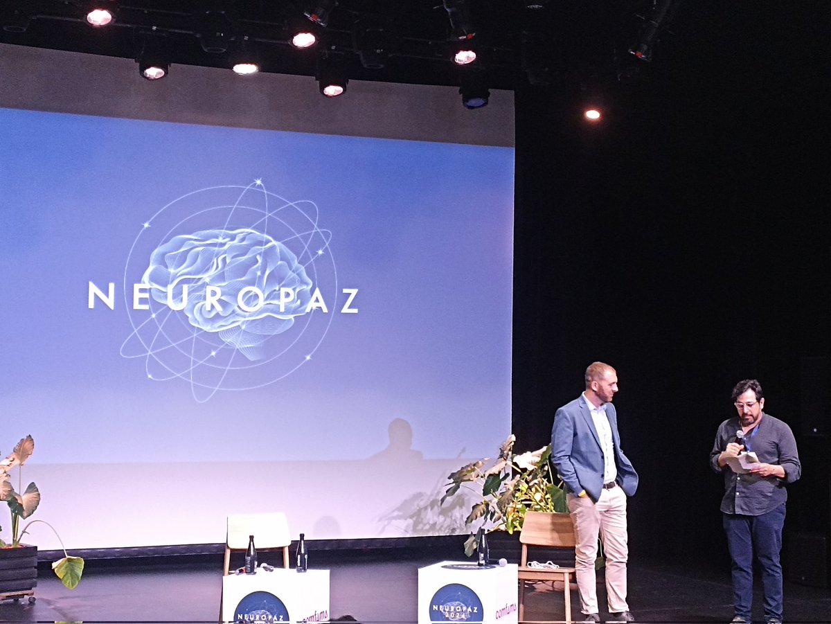 RiVeRiToS's tweet image. The wonderful @JoshBWorld again in Neuropaz! 👏 👏 👏