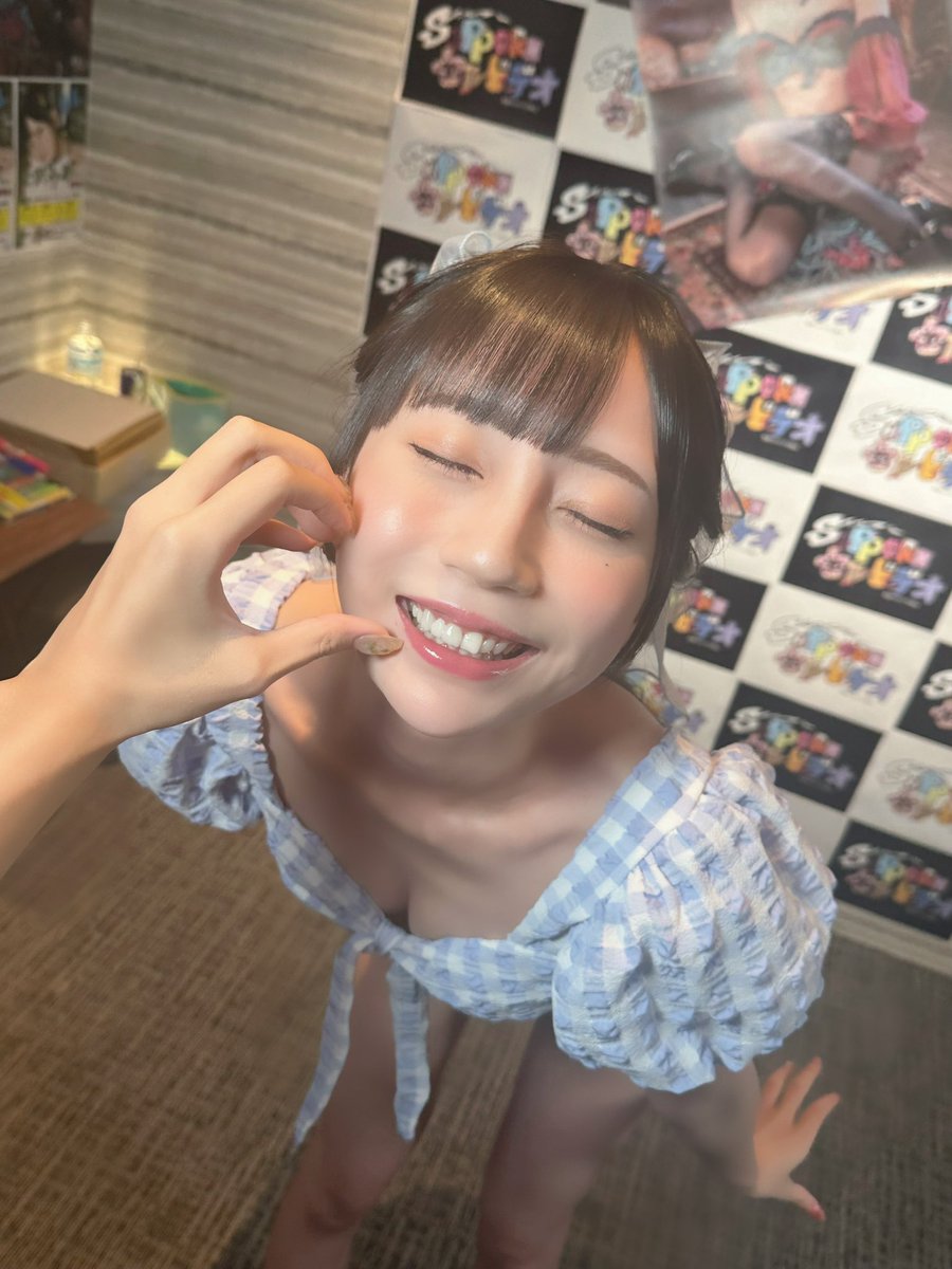 7mi4_r's tweet photo. 七沢みあちゃん北海道イベント！！！ありがとう！！！！！ほんとに地元に推しが来るなんて😭
みあちゃん好きになった2018年から毎日夢見てたんだ…マジで…
また沢山会いに行くから！！気が向いたら来てね！！！大好き！！！ https://t.co/ueuKlfAb2A