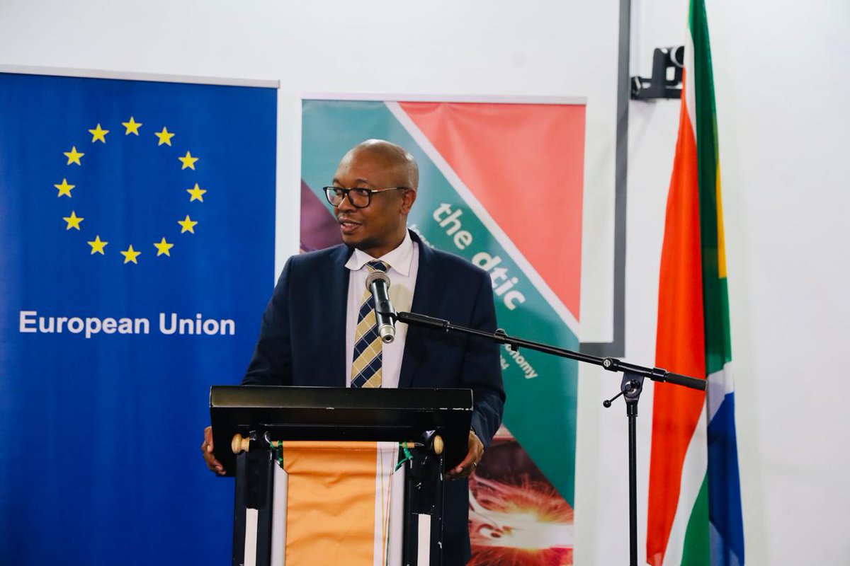 European Union has awarded two significant grants totaling R628 million (€32 million) to support South Africa’s green hydrogen initiatives. European Commissioner for Energy Kadri Simson announced,  these grants will be instrumental in advancing our green hydrogen agenda.