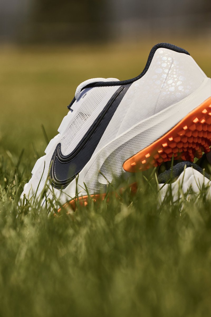 Chase greatness with the Nike Vapor Drive in our 2 new special edition colorways: athleteps.com/nike-electric-…