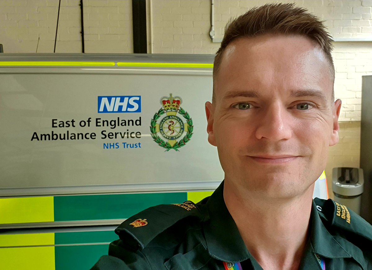 We Are NHS People 💙 tweet media