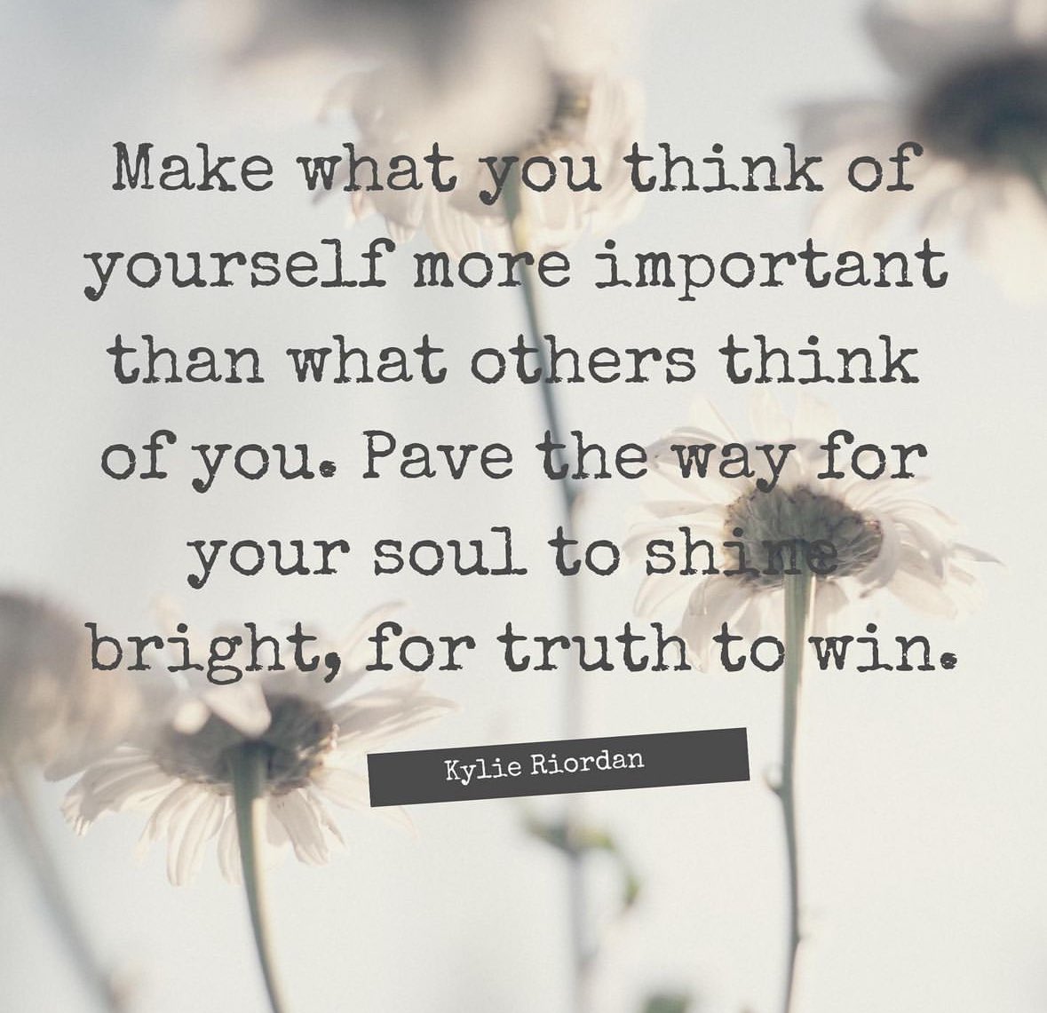 mindfulheal's tweet photo. 🤍 https://t.co/ynAdf1He7K