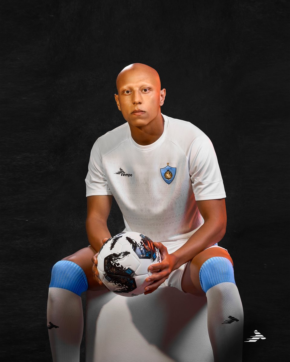 2/3
Introducing the new Away Jersey for Ghazl El Mahalla! ⚪️

This White jersey, highlighted with Sky Blue accents — the favorite color of every “Mahallawy” — and the Ancient Egyptian flora, represents more than a kit. It embodies the unity, and loyalty of the fans!