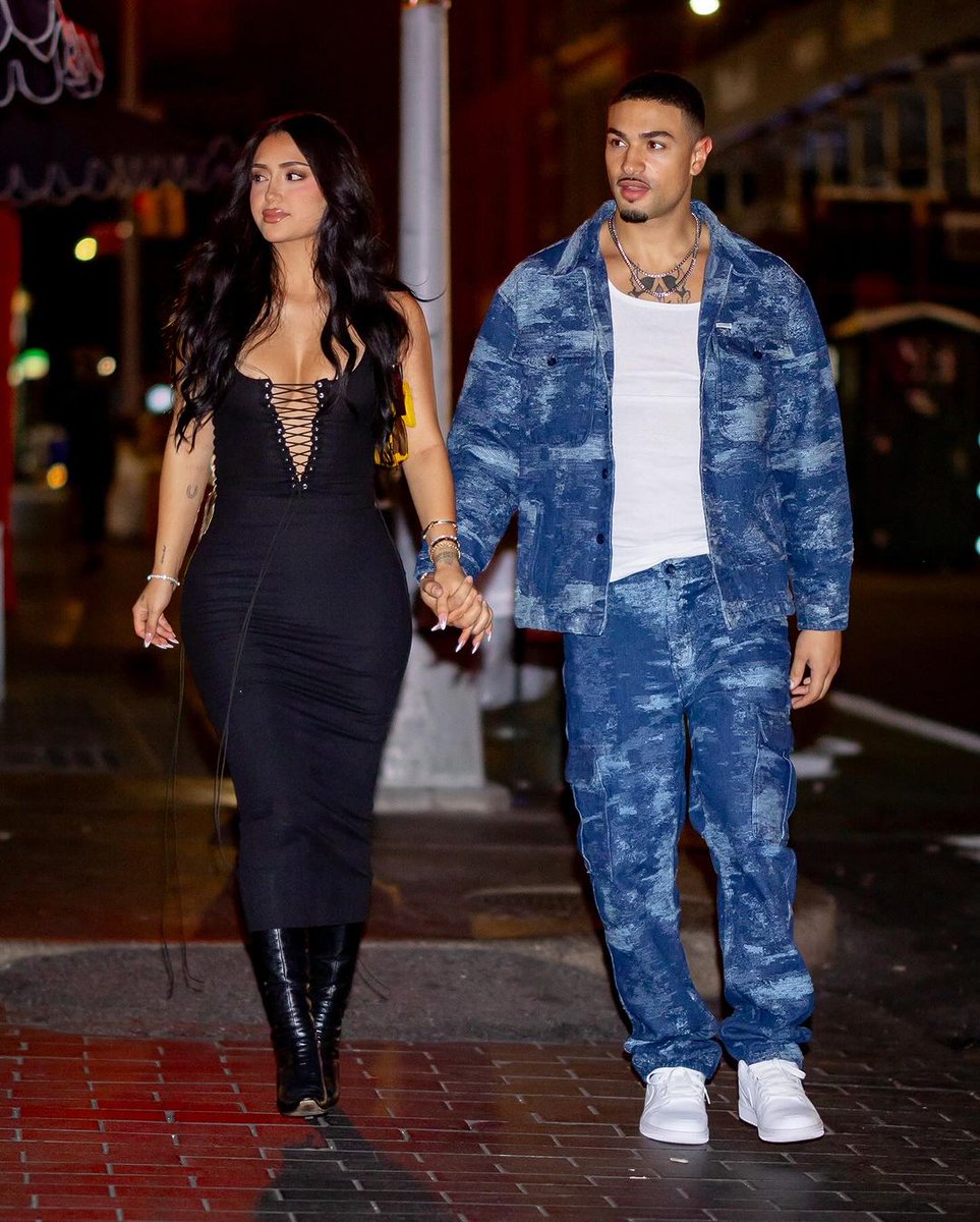 THEY ARE SERVING SO HARD