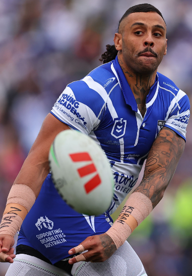 SENQLD's tweet photo. Ian Healy on Josh Addo-Carr Roadside Drug Test:
"James Maloney low level drink driving, gets sacked from the Cowboys, whatโs worse? Cocaine testing positive or low level drink driving?"
#NRL #AddoCarr https://t.co/sKulyUyMuw