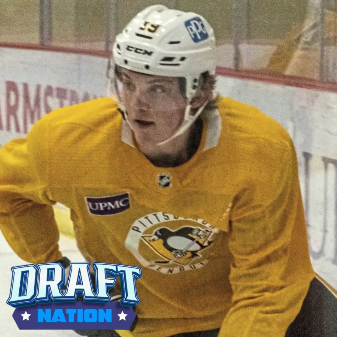 realdraftnation's tweet photo. "When asked about the direction of his team... Kyle Dubas made one thing abundantly clear: He wanted to stockpile draft capital." Read more of @kelsey_surmacz4's newest article at: https://t.co/gNdvfNEMW8
#nhl #draftnation https://t.co/VnUOI0EAIx