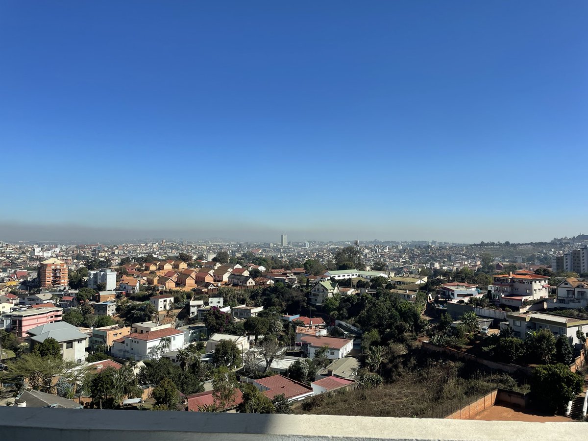 Sarah Fowler tweet media