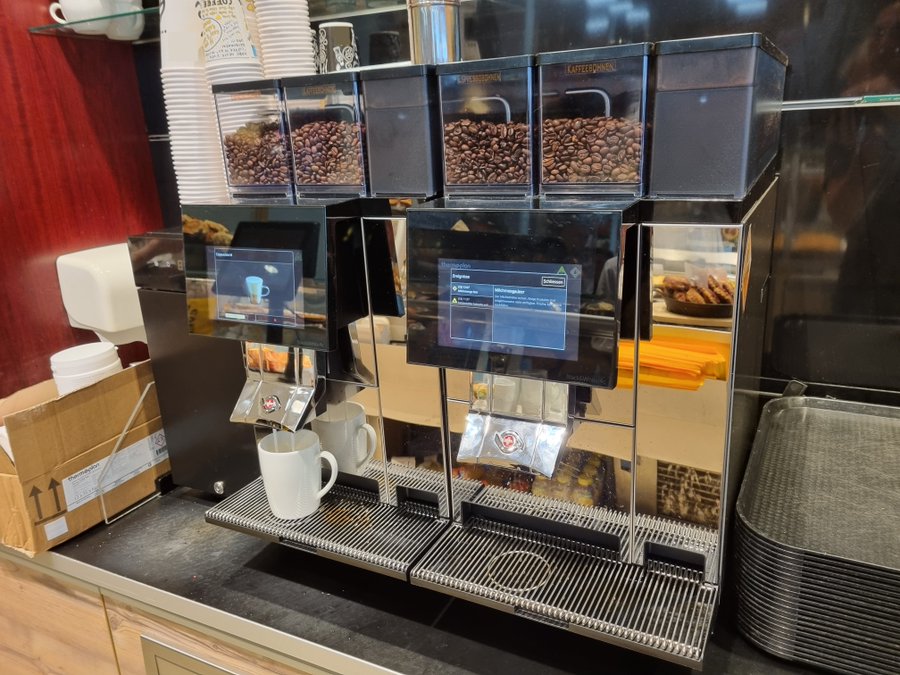Thermoplan BW4c CTM2 P Kaffeevollautomat mit Kakakomodul