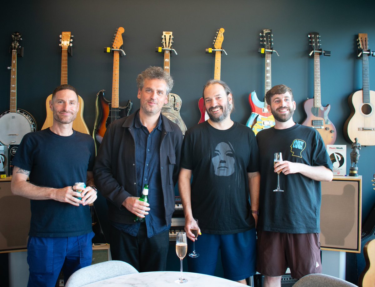 Welcome to the UMPG family James Ford ❤️ 

“It’s not every day you get the opportunity to work with somebody as influential as James” - Pete Simmons, Head of A&amp;R, UMPG UK
 
➡️ umusicpub.com/uk/News/2024/9…