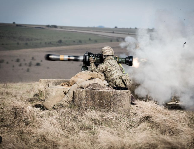 The_Black_Rats's tweet photo. No armoured vehicle is safe from 4 LBCT’s anti-tank teams.  Able to rapidly deploy and out manoeuvre enemy armour to engage at range with pinpoint accuracy. Anti-Tanks teams are a key asset to infantry units and strike fear into any armoured vehicle crew. https://t.co/DtgFQQA5xo