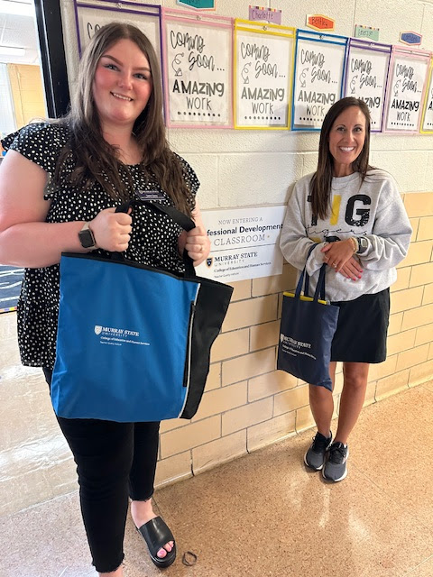 Congratulations to Taylor Davis, PDS student, who will be doing her practicum and student teaching at Murray Elementary and Murray Middle.  Sarah Collins and Ashley Cox will be her mentors.  Congratulations, Taylor!