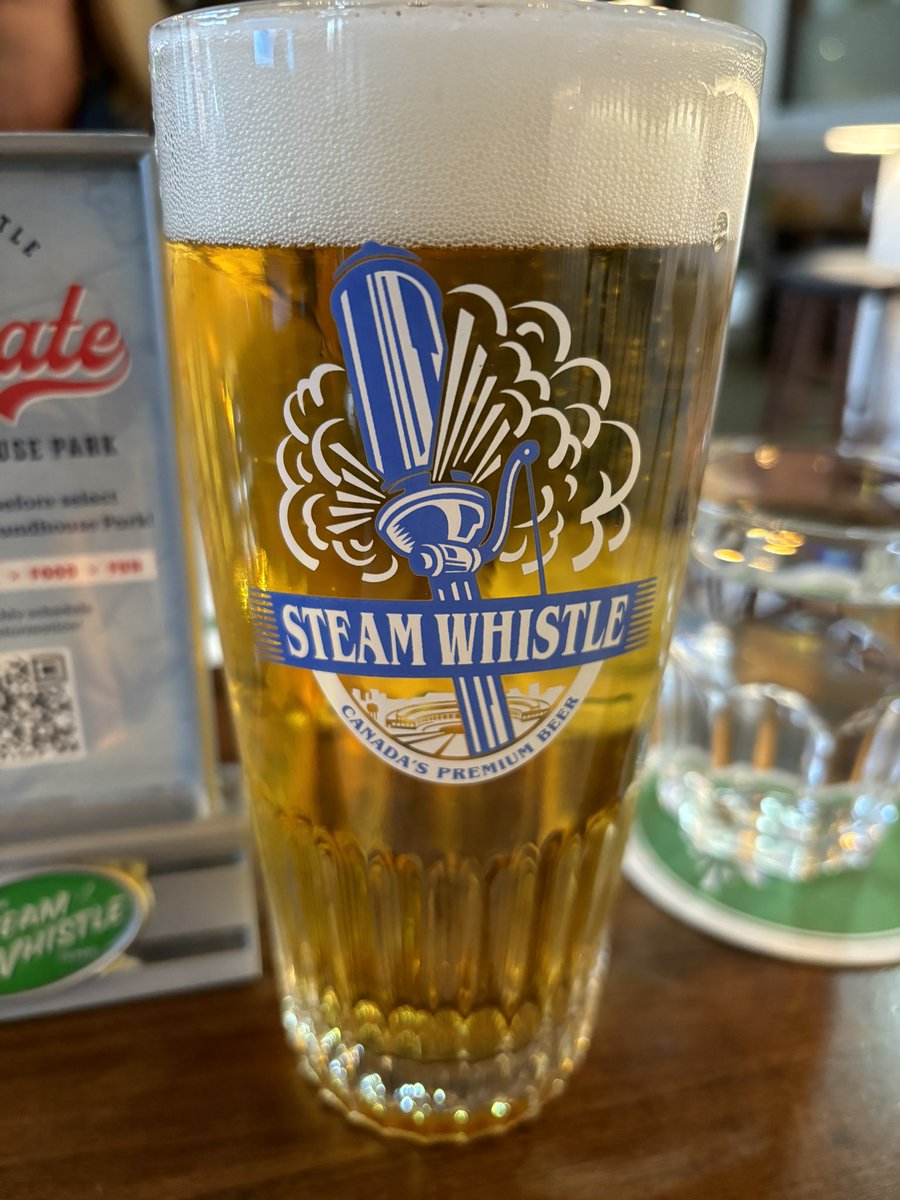 antboy69's tweet photo. Wee pit stop 🍻 https://t.co/hE91IBCjcO