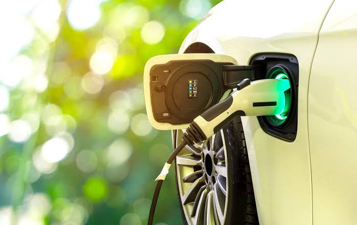 The_GauravS's tweet photo. Happy World EV day and new #iPhone day 😄
#EV #EVisFuture #AppleEvent24 https://t.co/RYis8hAxTQ