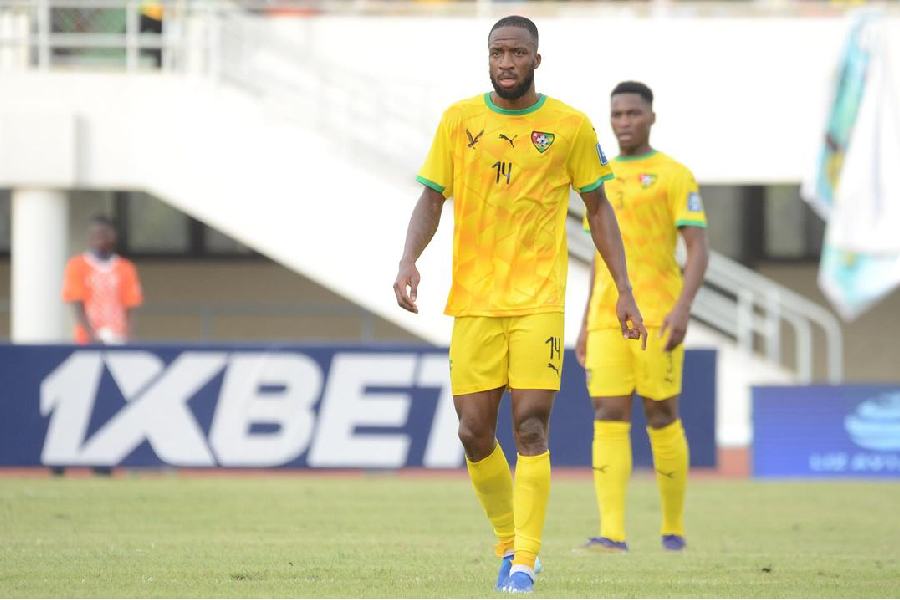 2eme Journée Éliminatoire CAN 2025

🇬🇶 Guinée ÉQ 🆚  Togo🇹🇬1️⃣ -1️⃣

⚽ 17' Luis Asue 🇬🇶

⚽ 45' Roger Aholou🇹🇬

Mi-Temps
<a href="/FtfTogolaise/">FTF-Fédération Togolaise de Football</a> 
<a href="/lequipe/">L'Équipe</a> 
<a href="/caf_online_FR/">CAF - FR</a>