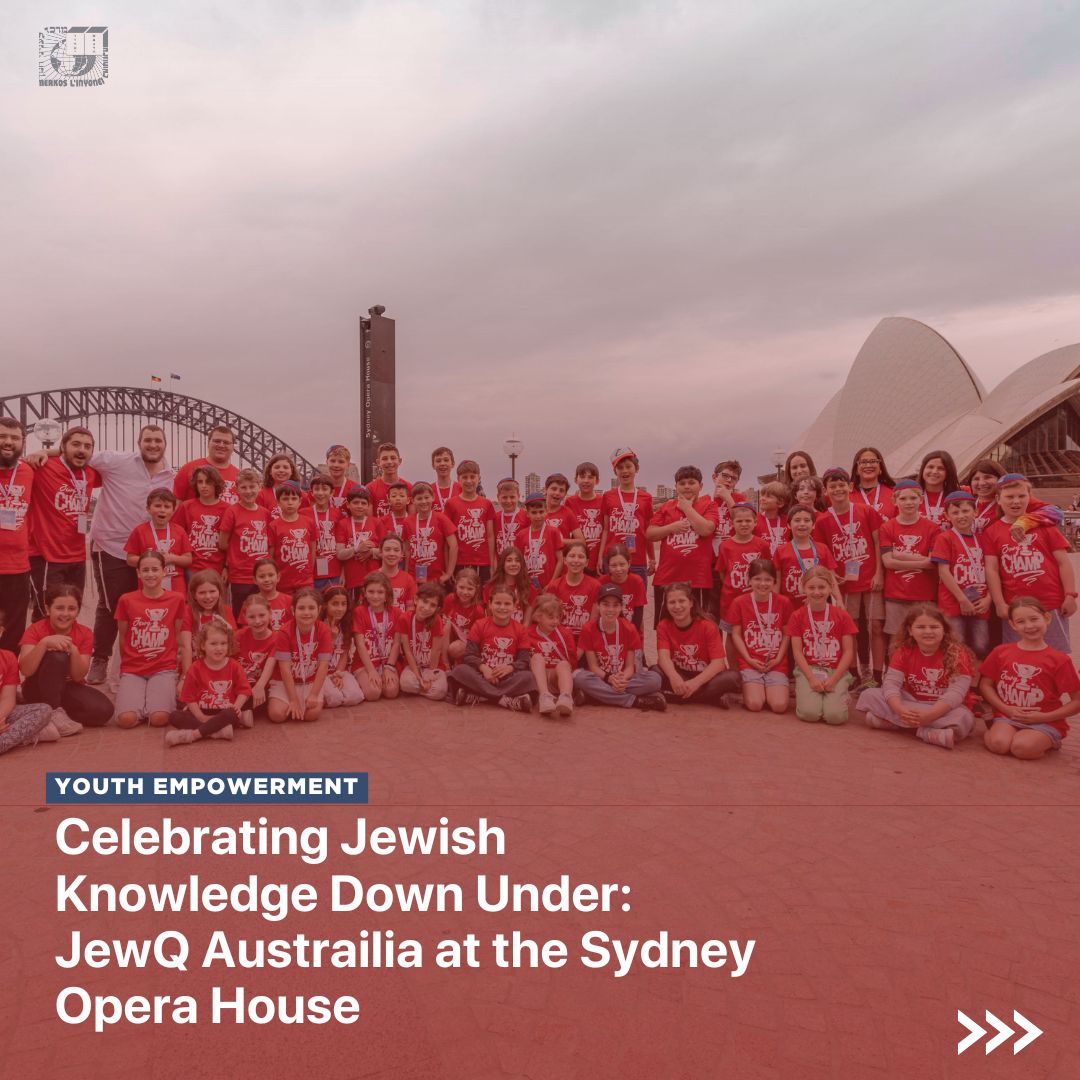 chabad_hq's tweet photo. "Am Yisroel Chai!"
Over 100 JewQ Australia champions, from 57 schools across 3 states, gathered for an unforgettable rally of Jewish pride at the Sydney Opera House, where antisemitic protests once took place. Together, they prayed for peace & danced with hope. #CKids #ProudJew https://t.co/yfAW8dXyAG