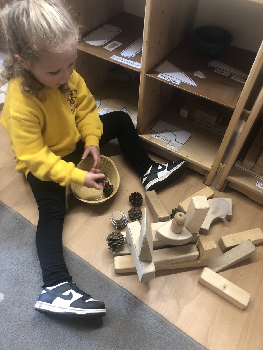 GabrielNursery1's tweet photo. There has been lots of engagement in the block area today .
“ It’s a garage for the cars to go inside “
“I made a tower with my family in it “
#SHINE #enclosing #creativity #blockplay https://t.co/tR8L2vnkFC