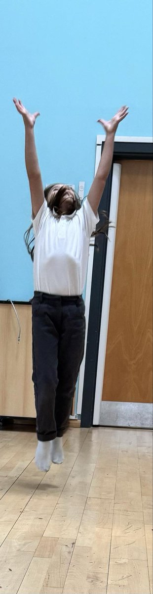 SuperScientist2's tweet image. The scientists of Oakham C of E making, launching and catching rockets today! 🚀 #makingsciencefun