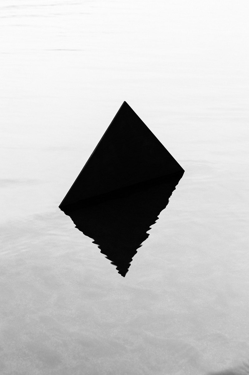 EstebanAmaroArt's tweet photo. GM

‘Water Portals 066’ &amp; ‘Water Portals 022’ https://t.co/H0ezNleVdM