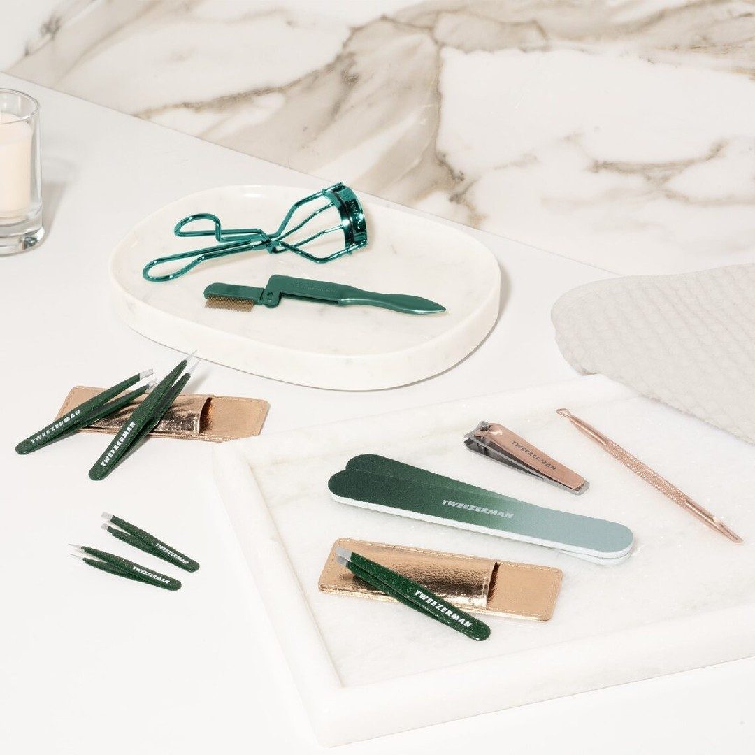 Our limited-time Enchanted Garden collection is FINALLY here! Add these enchanting beauty favorites to your routine. ✨
tweezerman.visitlink.me/AW5tDE