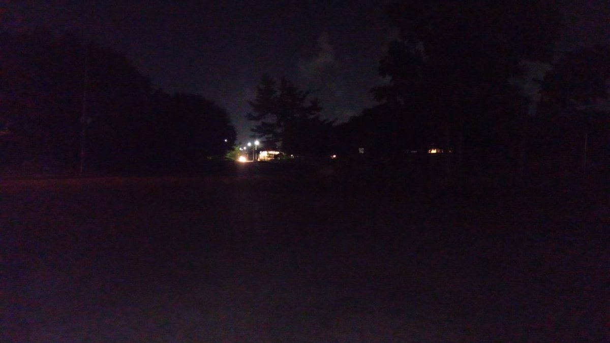 Rivan_WS's tweet photo. Buen dia, seguimos sin atención o respuesta, ¿se requiere algo más para resolver el problema a 800 familias que SI pagan predial y luz eléctrica en una colonia municipalizada? OE resuelve @ServPublicosBj @AnaPatyPeralta
Atencion @VivoEnCancun @CANCUNVsialIVE https://t.co/awyFk6kjLL