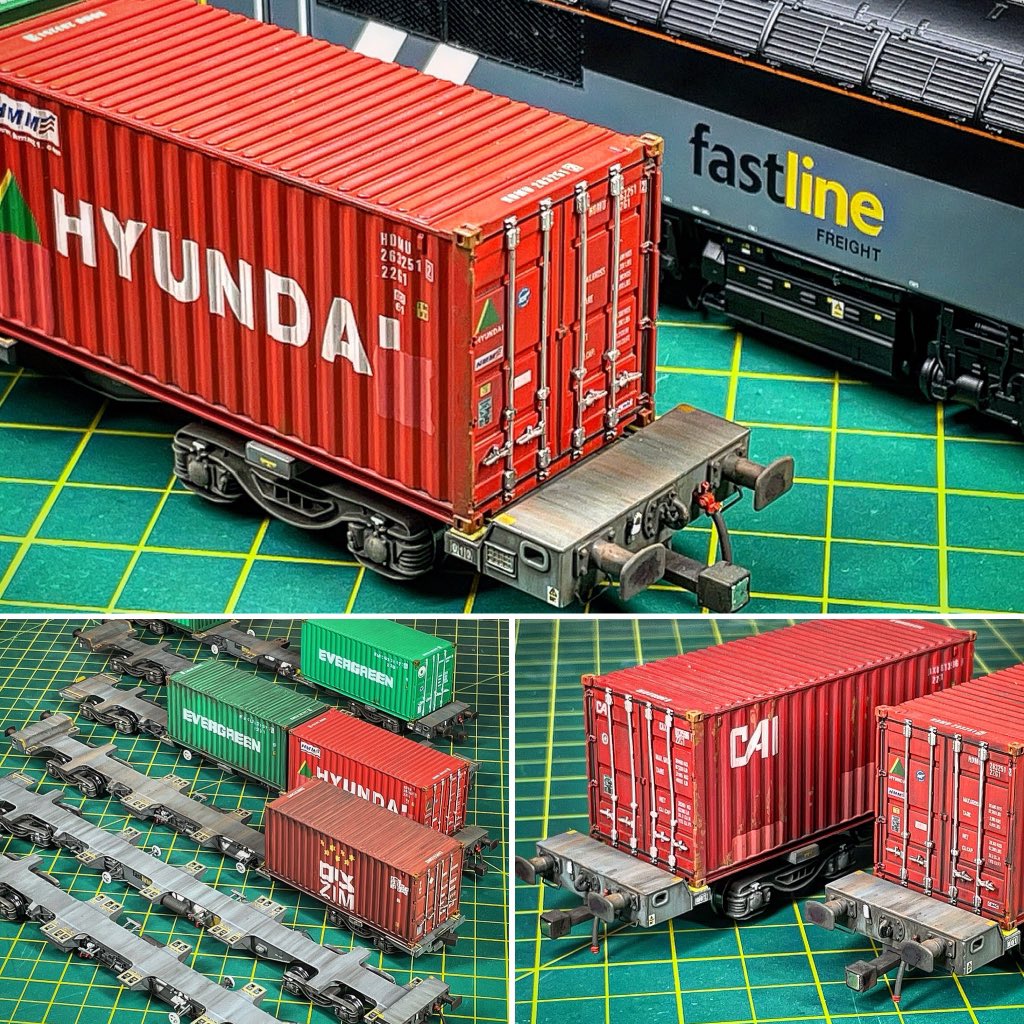 Finally finished off my <a href="/DapolRailways/">Dapol</a> FEA-B Fastline rake. Looking nice and sparsely populated as they did towards the end of their operating days. Next up is to sort my Fastline liveried <a href="/hornby/">Hornby</a> Class 56 with weathering and sound 👌🏻👍🏻 #TMRGUK