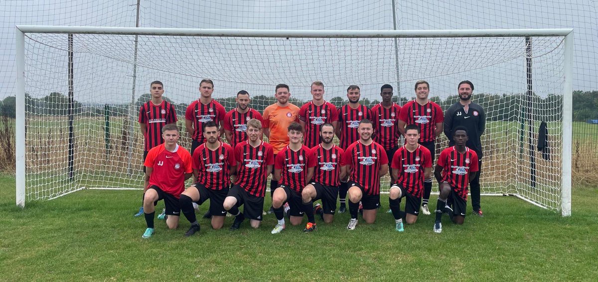 A photo of the squad from Saturdays win at home for the reserves 

Thanks you again to all the sponsors that help our club it means ALOT 👊🏼

If you would also like to help sponsor the club plz message us 👌🏼

#UTM
#Teamphoto 
#sponsors