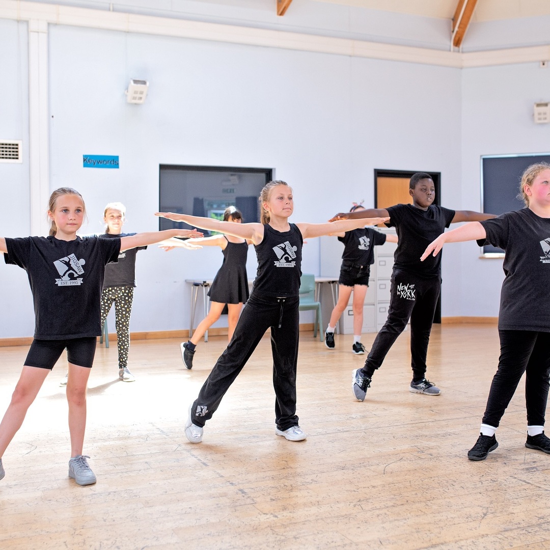 JigsawMitcham's tweet image. Build confidence, learn new skills and have fun on Saturday mornings at #JigsawMitcham! 

🧩#JigsawMitcham #DanceClasses #SingingClasses #DramaClasses🧩