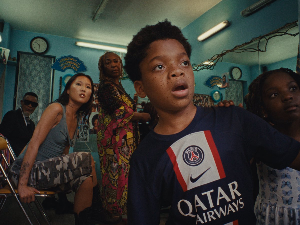 lea esmaili tweet media