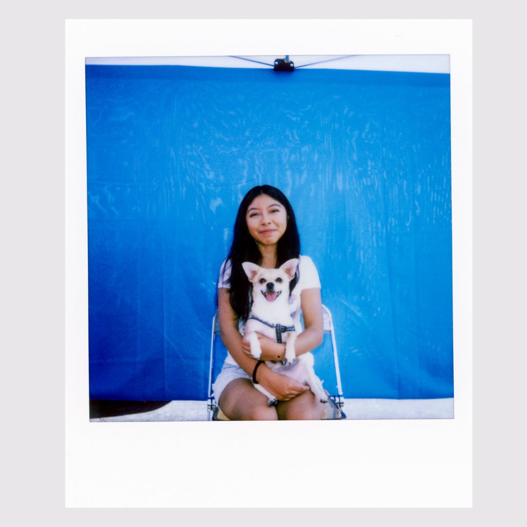 The GroundTruth Project (@groundtruth) on Twitter photo 📸 Polaroids from the work of <a href="/Report4America/">Report for America</a> and <a href="/catchlight_io/">CatchLight</a> photojournalist <a href="/HiramADuran/">Hiram Alejandro Durán</a> of <a href="/el_timpano/">El Tímpano</a> covering a vibrant flea market in East Oakland, California, called La Pulga.
#photojournalism #localnews
🔗 thegroundtruthproject.org/the-personal-a… 📸 Polaroids from the work of <a href="/Report4America/">Report for America</a> and <a href="/catchlight_io/">CatchLight</a> photojournalist <a href="/HiramADuran/">Hiram Alejandro Durán</a> of <a href="/el_timpano/">El Tímpano</a> covering a vibrant flea market in East Oakland, California, called La Pulga.
#photojournalism #localnews
🔗 thegroundtruthproject.org/the-personal-a…